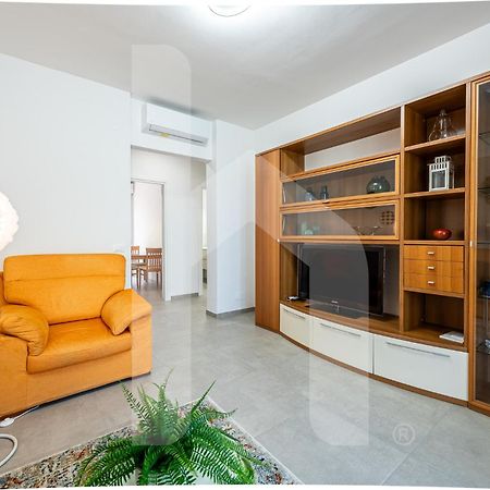 Homiday - New House - Pisa Aeroporto - Free Parkingアパートメント エクステリア 写真